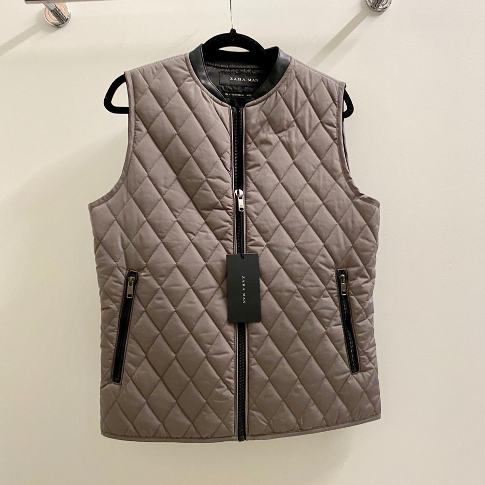 NEW Zara Men’s Puffer Vest